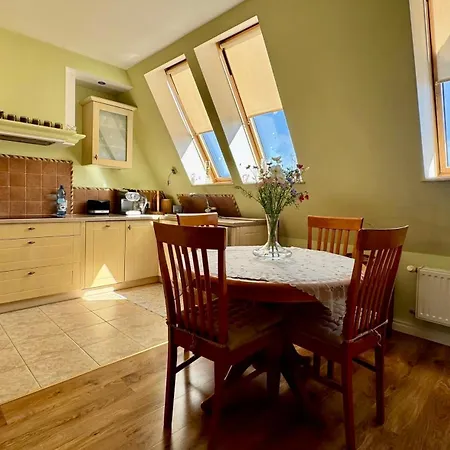 Pers - Cieplo, Cisza I Klimat * Szczawno-Zdroj