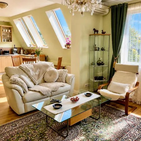 Pers - Komfortowy Relaks Przy Kominku I Klimatyzacji Apartmán